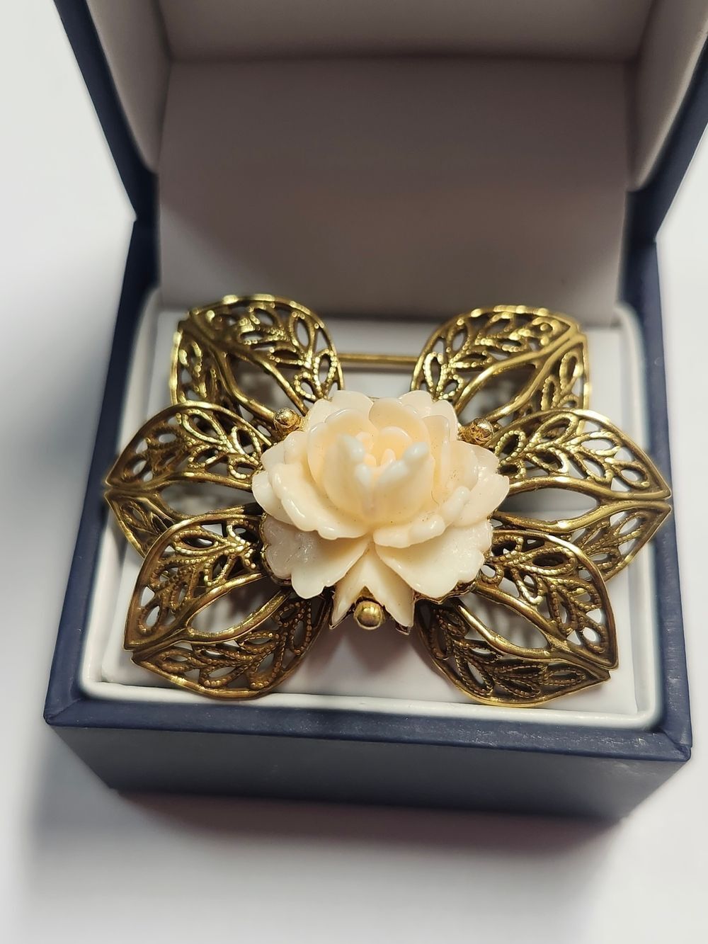 Gold Filigree Brooch with Cream Flower Accent